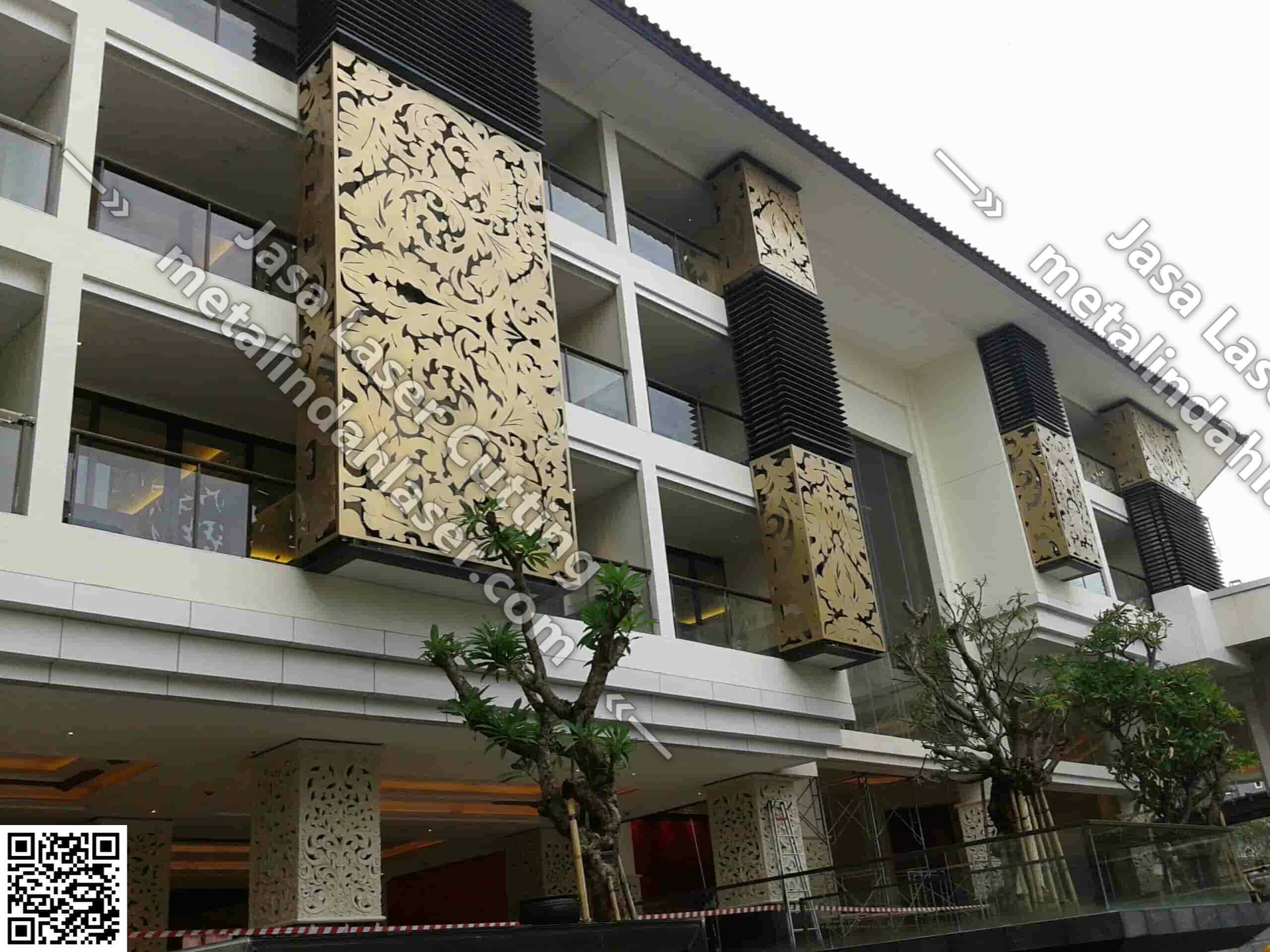 Fasad dan Proyek 42