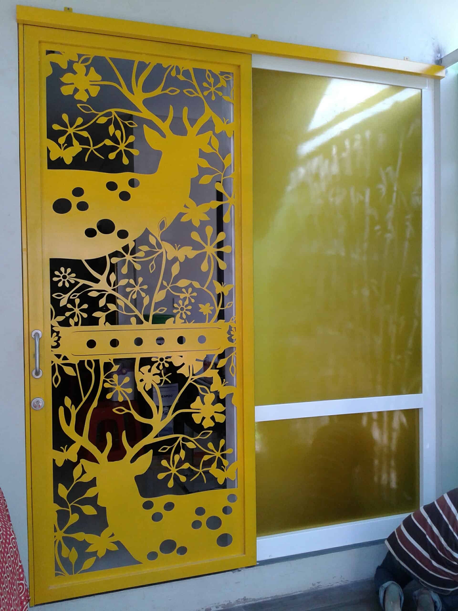Pintu Rumah